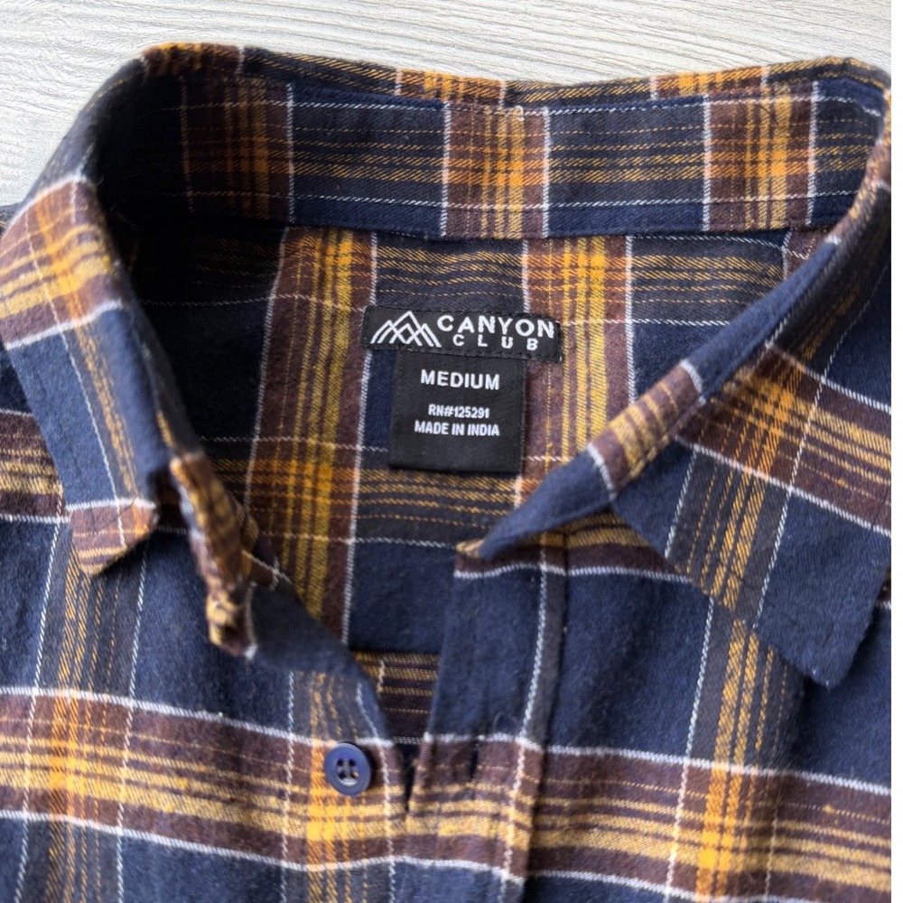 Canyon Club Mens Flannel Shirt Medium Navy Blue Mustard Yellow Plaid Gorpcore